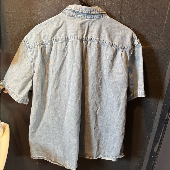 Levi's Blue Casual Button Down Shirt Short Sleeves - Picture 3 of 3